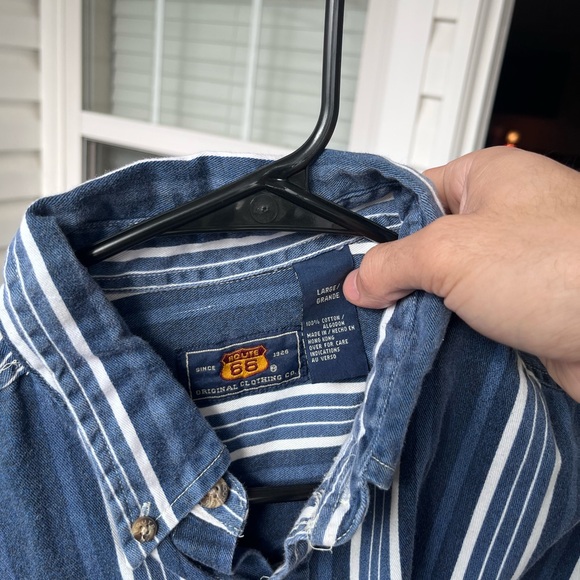 Bundle - 3 oversized button downs.M - Picture 6 of 10